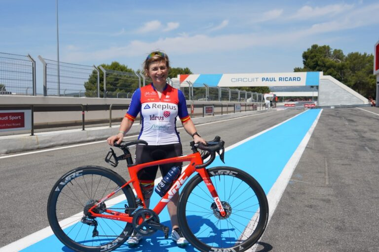 Campeona del Mundo de Ultraciclismo 24 h